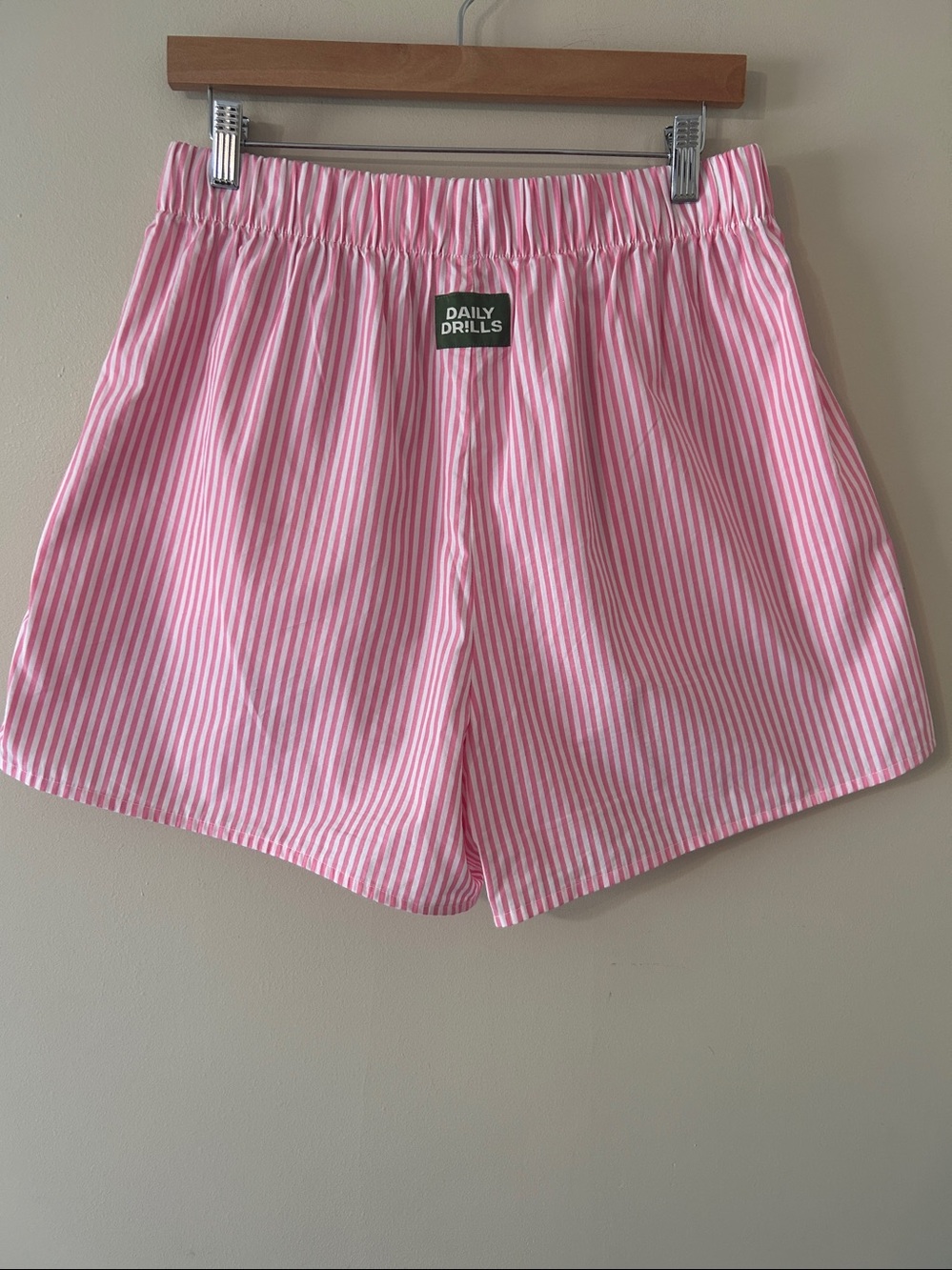 DAILY DR!LLS Pink Poplin Resort Shorts Pink & White Striped M/L